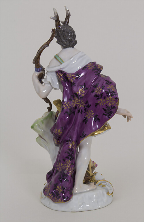 Seltene Figur des Heros Aktaion aus der griech. Mythologie / A rare porcelain figure from the